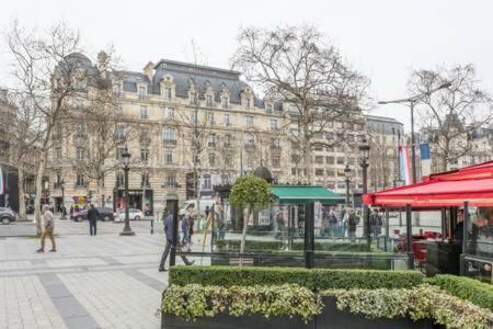 Апартаменти *** Champs Elysees Studio Париж Екстер'єр фото